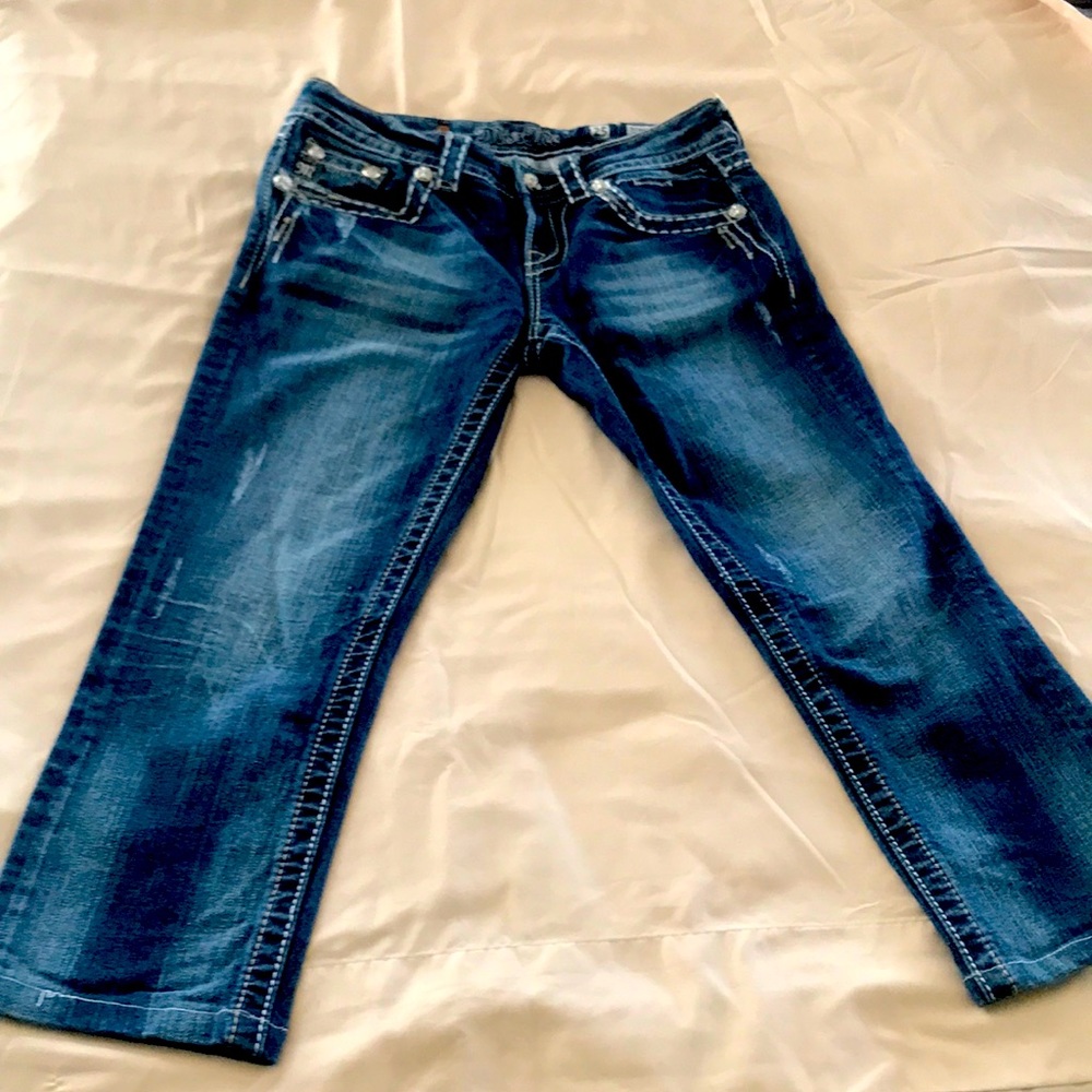 Nice pair of miss me jeans, daughter outgrew